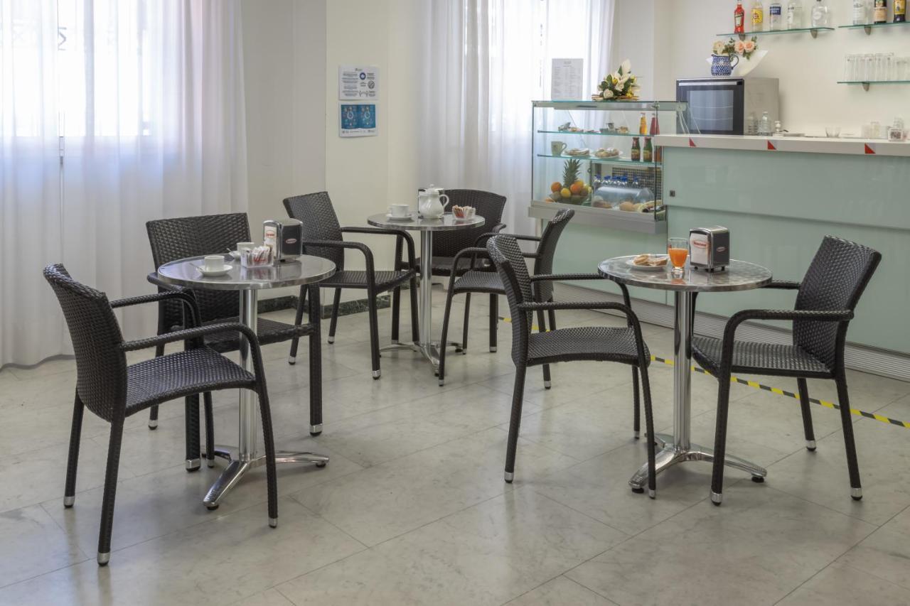 كاتوليكا Residence Hotel Club House المظهر الخارجي الصورة