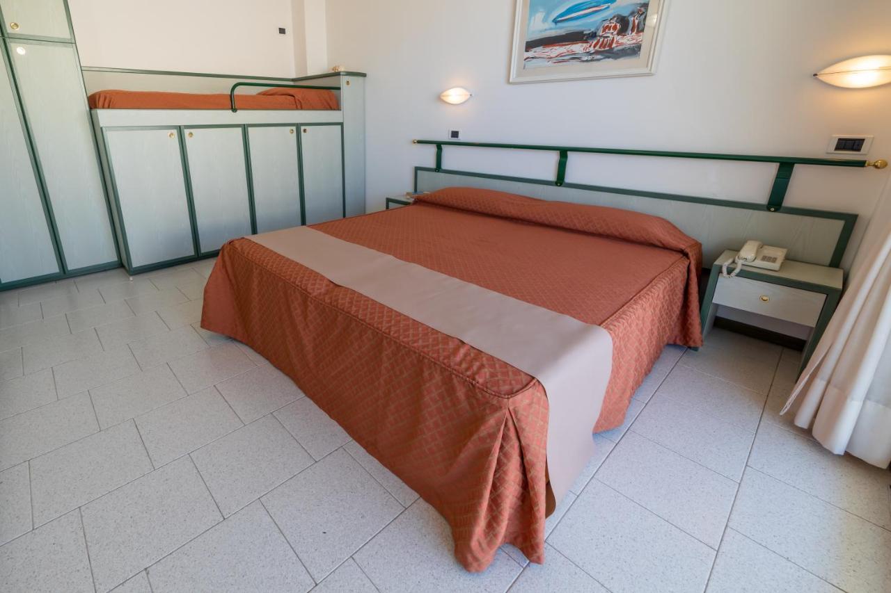 كاتوليكا Residence Hotel Club House المظهر الخارجي الصورة