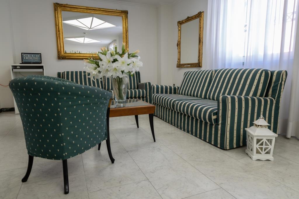 كاتوليكا Residence Hotel Club House المظهر الخارجي الصورة