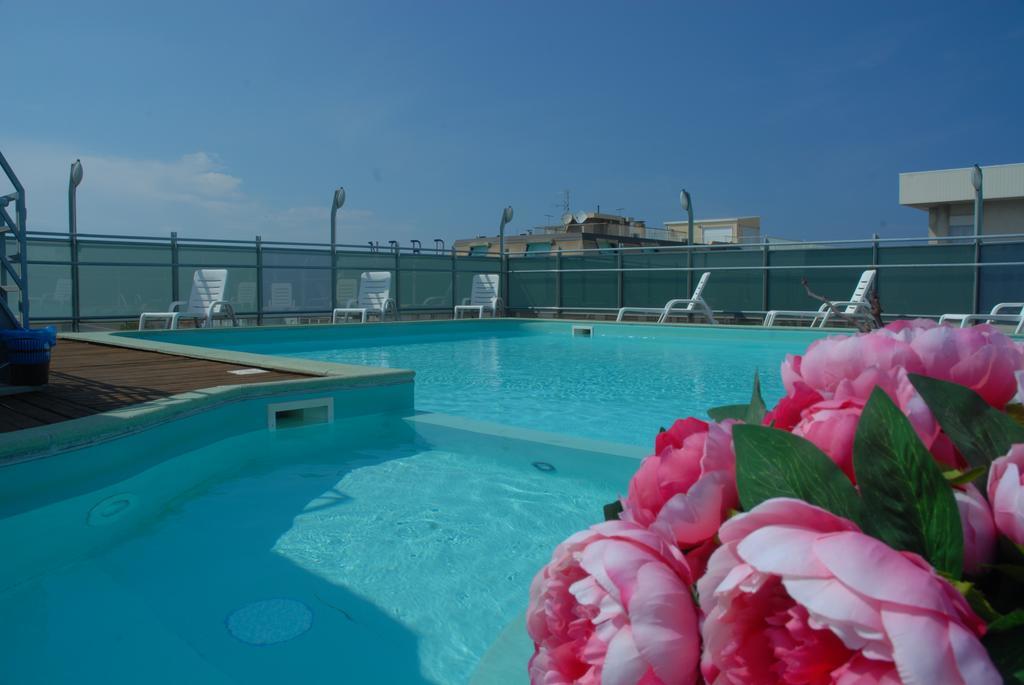 كاتوليكا Residence Hotel Club House المظهر الخارجي الصورة